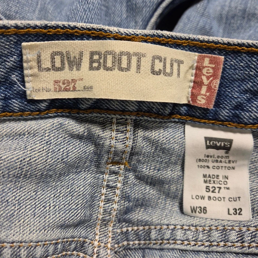 Levi's 527 Low Boot Cut Jeans Mens 36x32 Cotton Medium Wash Blue Western Grunge